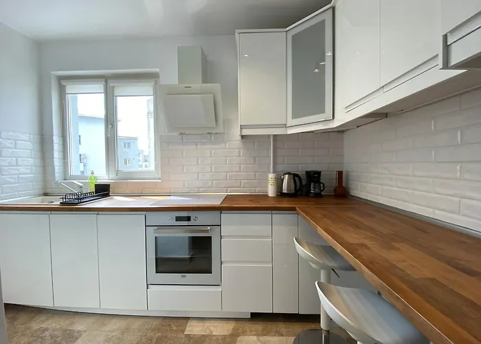Old Town Overlooking - Vibrant 2Br Apartment
